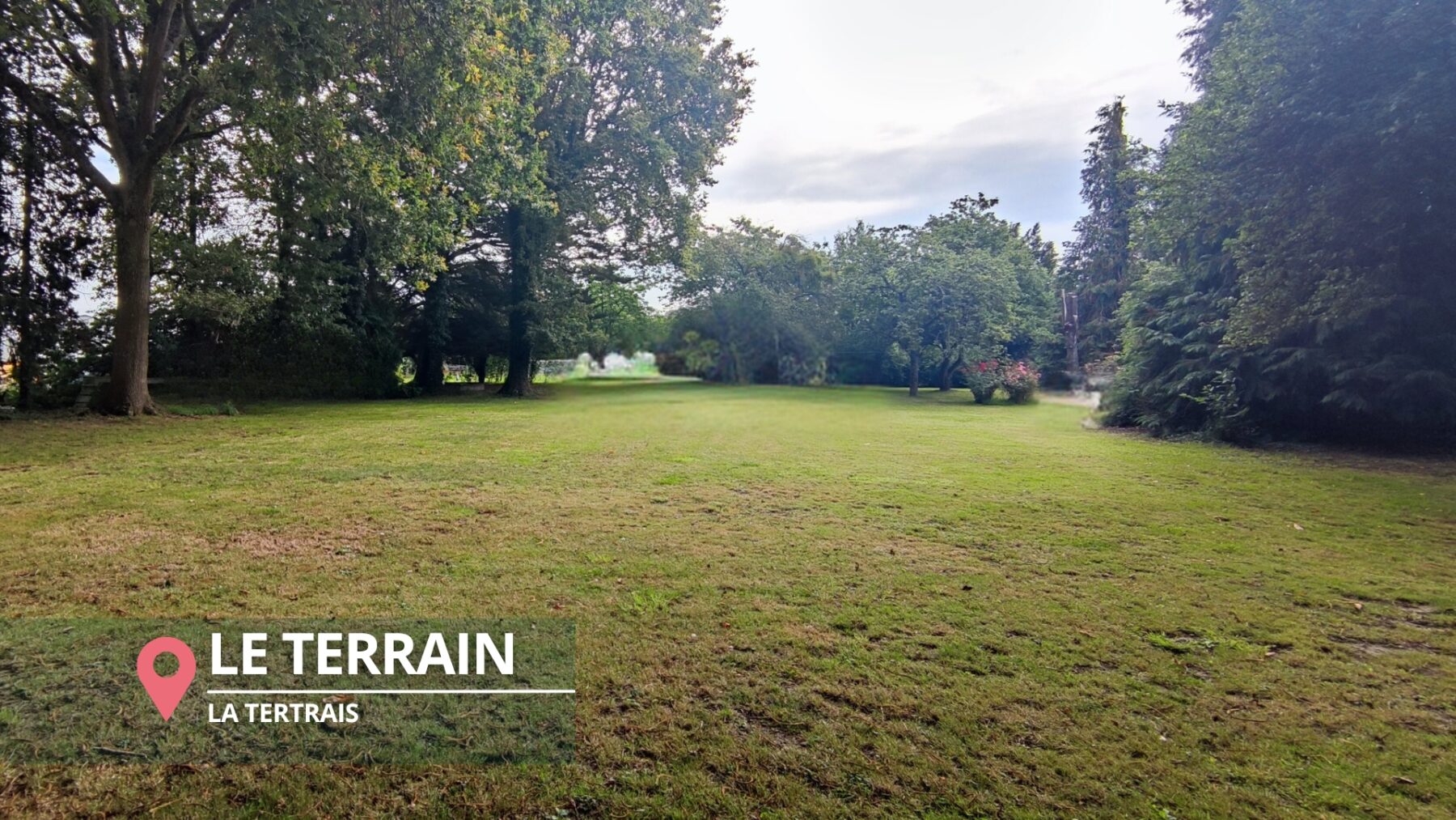 Photo du terrain du domaine des songes à l'Hermitage